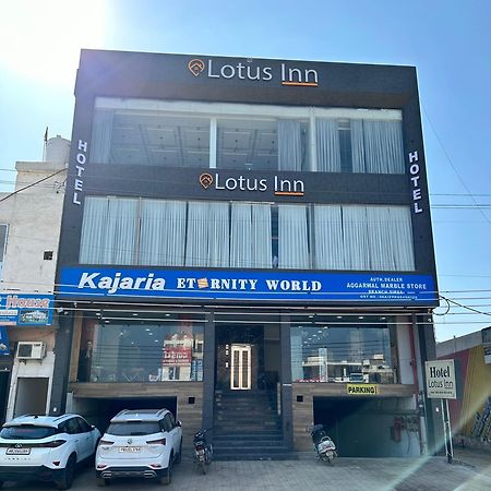 Hotel Lotus Inn Sirsa エクステリア 写真