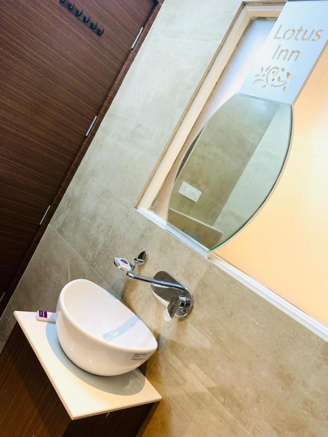 Hotel Lotus Inn Sirsa エクステリア 写真